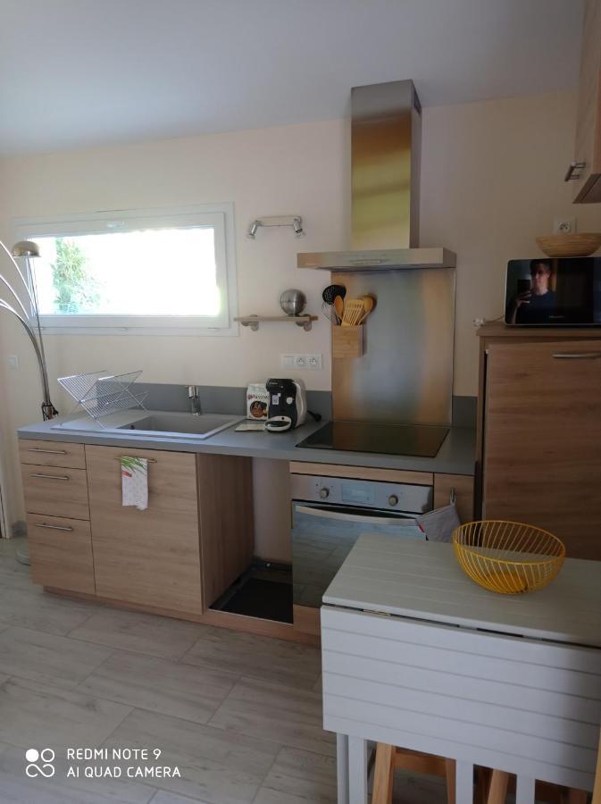 Agreable Appartement Au Calme Villeneuve  Exteriör bild